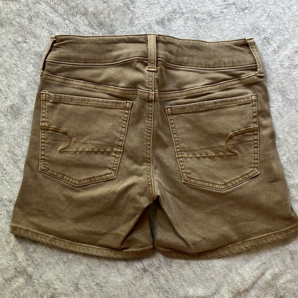 AEO American Eagle Outfitters Size 2 Women’s Midi Shorts (Super Stretch) - Picture 2 of 4